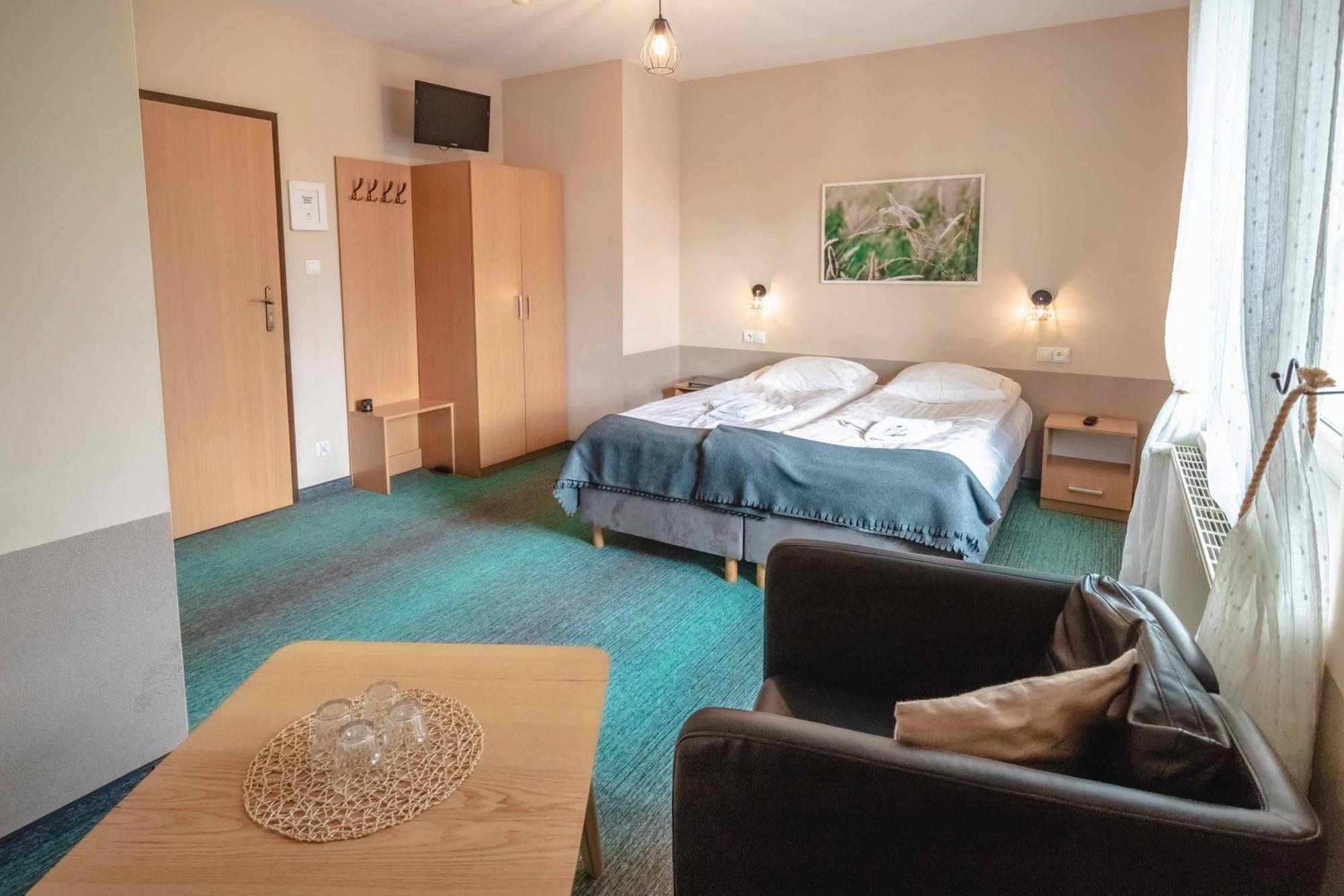 Granada Pensjonat & Spa Duszniki Zdrój Esterno foto