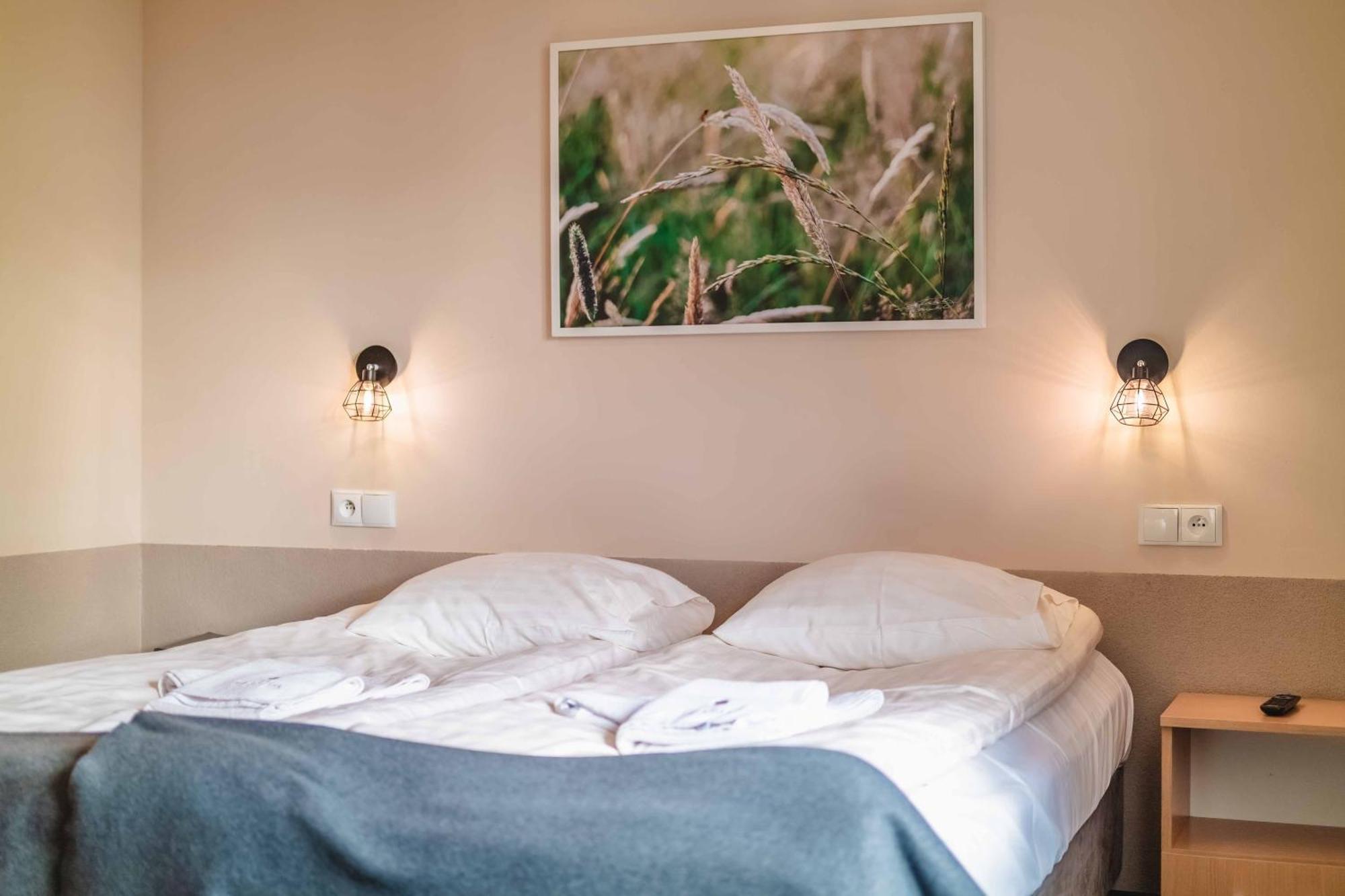 Granada Pensjonat & Spa Duszniki Zdrój Esterno foto