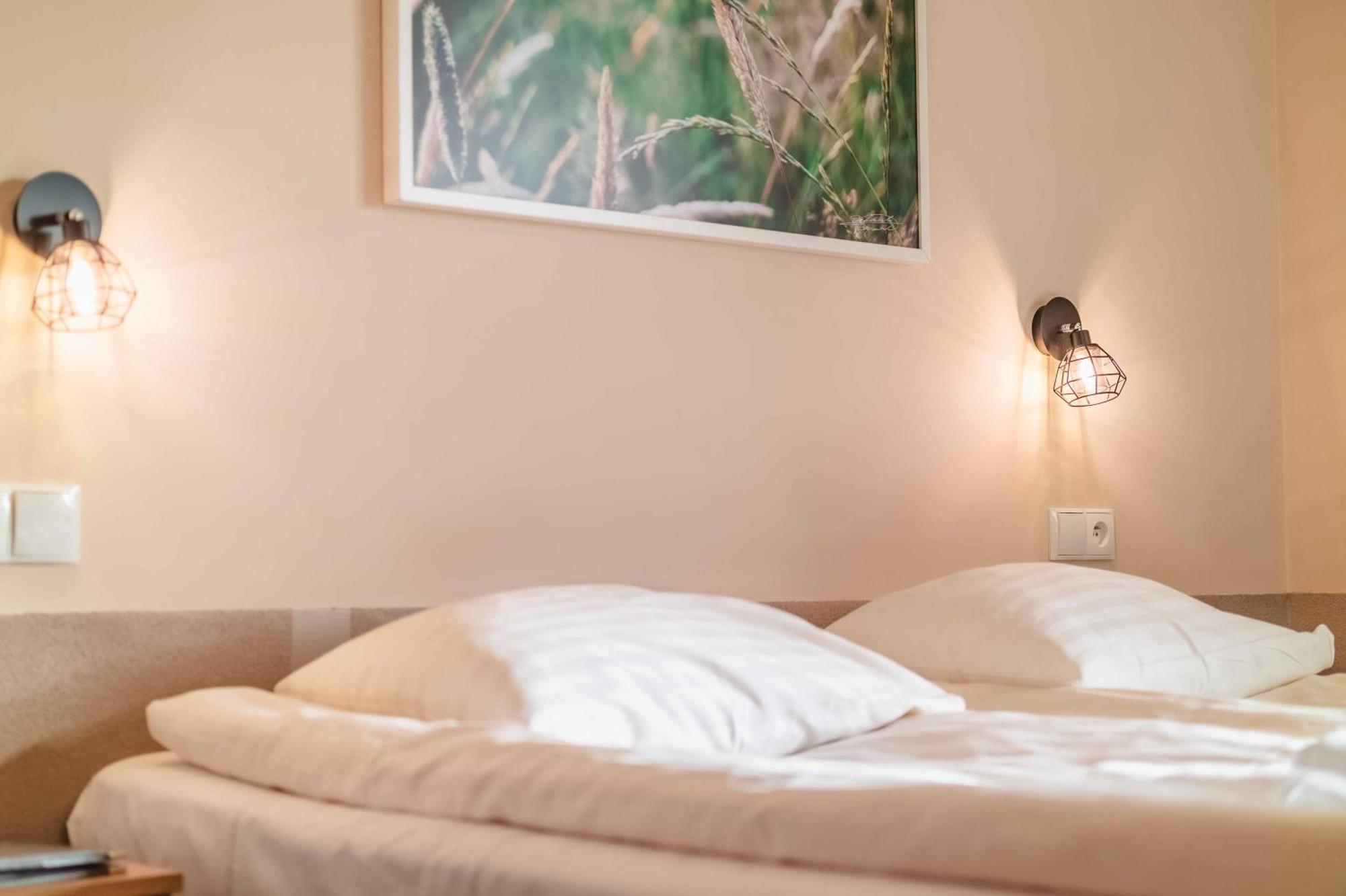 Granada Pensjonat & Spa Duszniki Zdrój Esterno foto