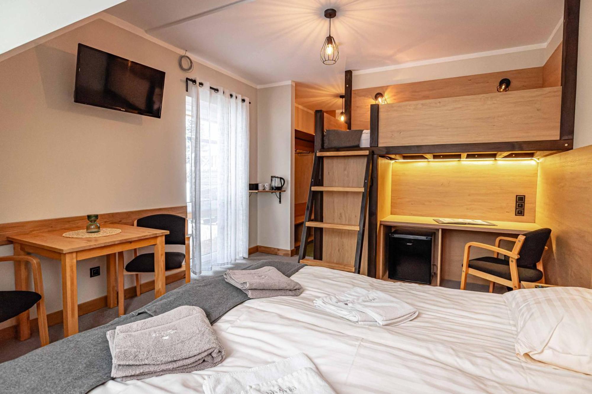 Granada Pensjonat & Spa Duszniki Zdrój Esterno foto